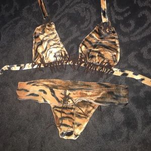 women’s two piece
